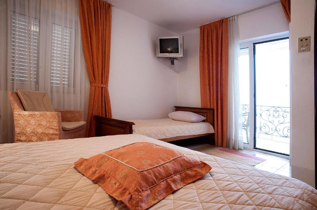 Apartments Vuksic Sveti Stefan Rom bilde
