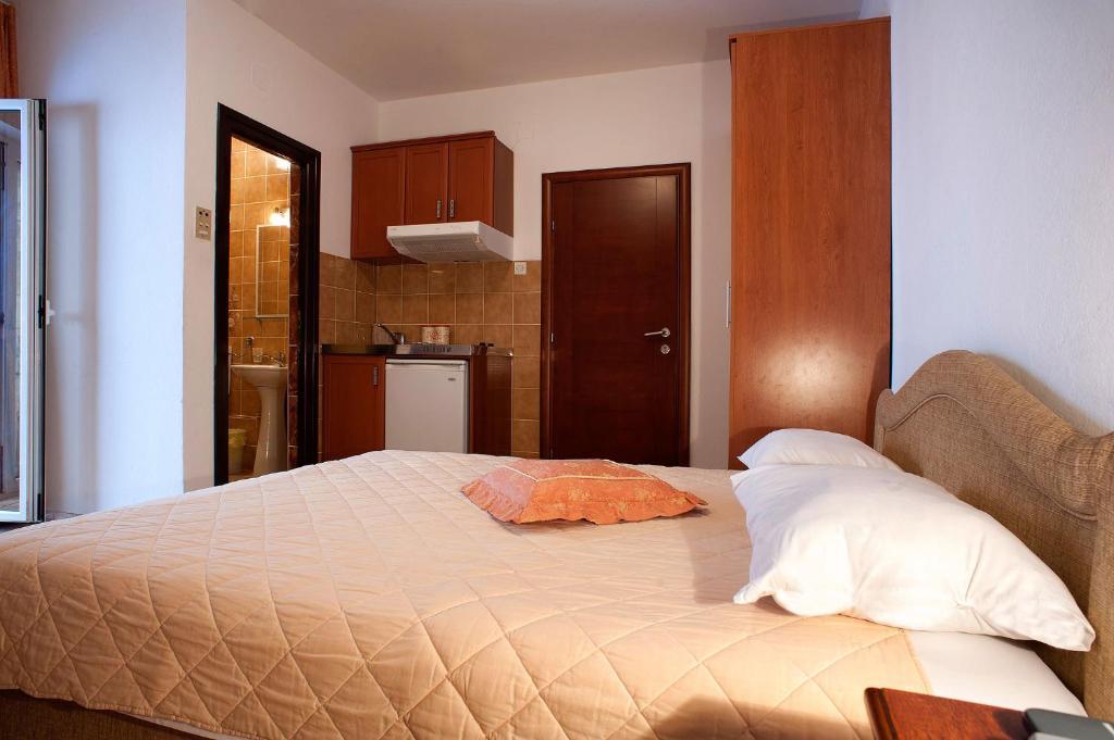 Apartments Vuksic Sveti Stefan Rom bilde