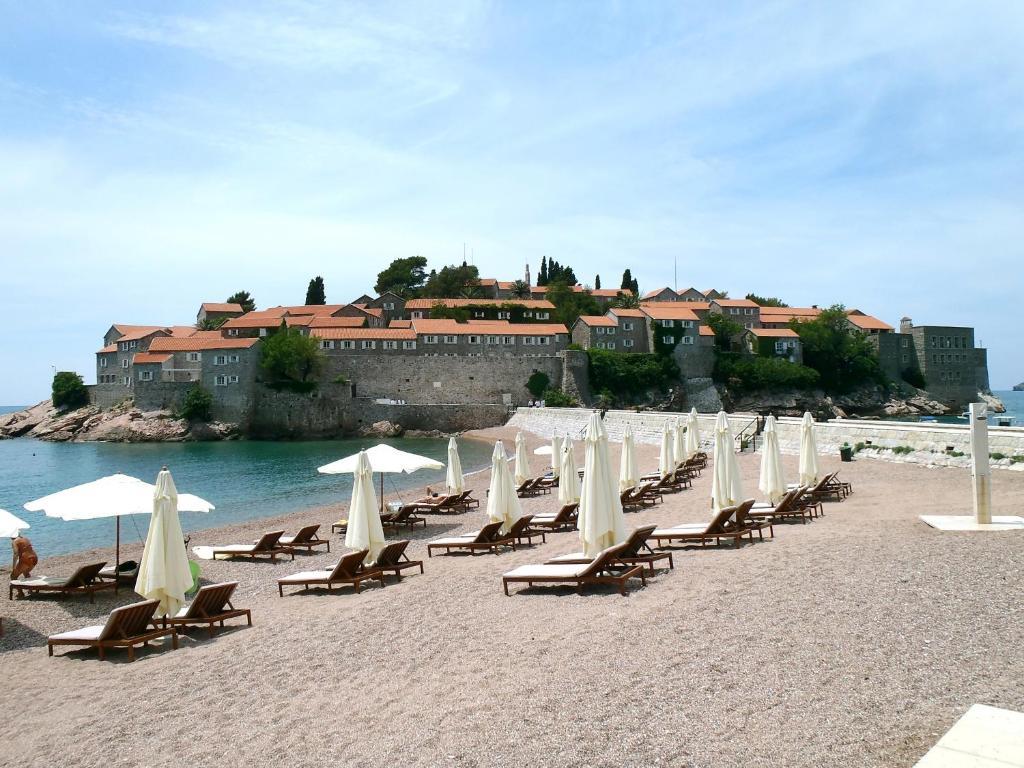 Apartments Vuksic Sveti Stefan Eksteriør bilde
