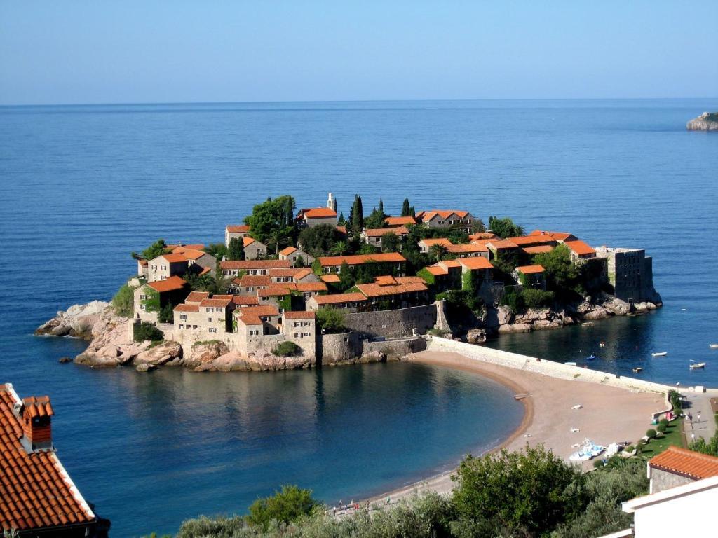 Apartments Vuksic Sveti Stefan Eksteriør bilde